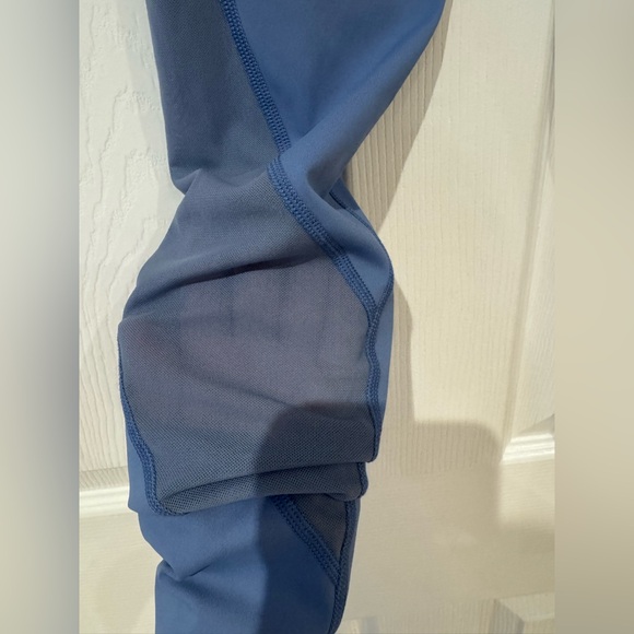 Offline by Aerie Goals 7/8 Legging Size S in Light Blue Hi Rise Mesh Detail - Picture 3 of 10
